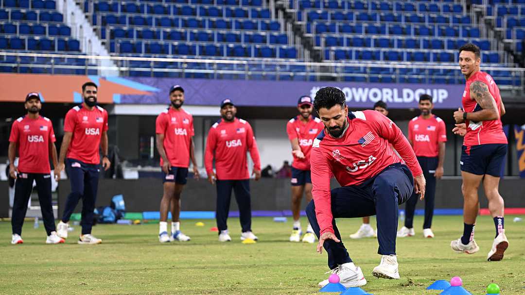 Arya arrives, Iyer dazzles, and Vyshak finishes the job